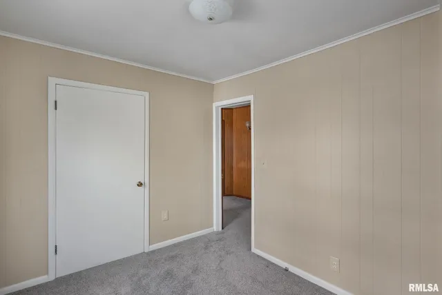 $105,000 | 1030 23rd Street, Rock Island, IL 61201