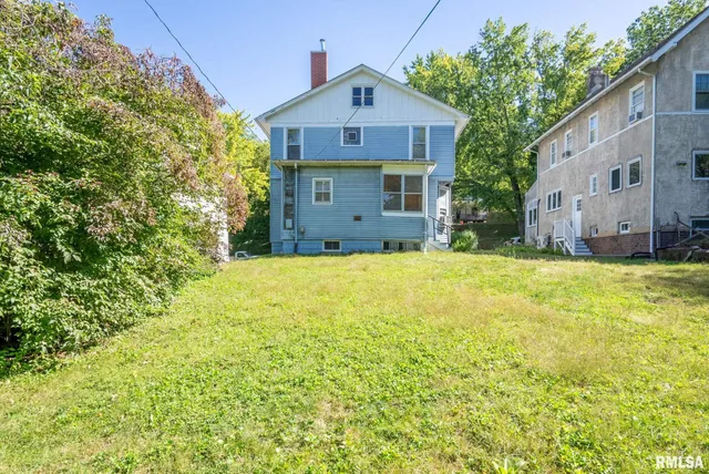 $105,000 | 1030 23rd Street, Rock Island, IL 61201