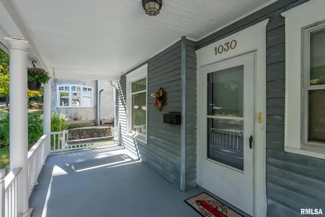 $105,000 | 1030 23rd Street, Rock Island, IL 61201