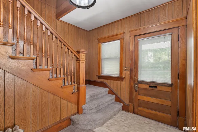 $105,000 | 1030 23rd Street, Rock Island, IL 61201