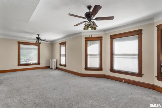 $105,000 | 1030 23rd Street, Rock Island, IL 61201