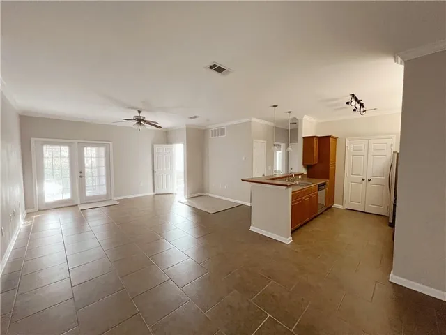 $1,500 | 350 Emerald Forest Boulevard, Unit 28102, Covington, LA 70433