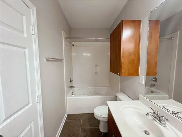 $1,500 | 350 Emerald Forest Boulevard, Unit 28102, Covington, LA 70433