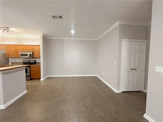 $1,500 | 350 Emerald Forest Boulevard, Unit 28102, Covington, LA 70433