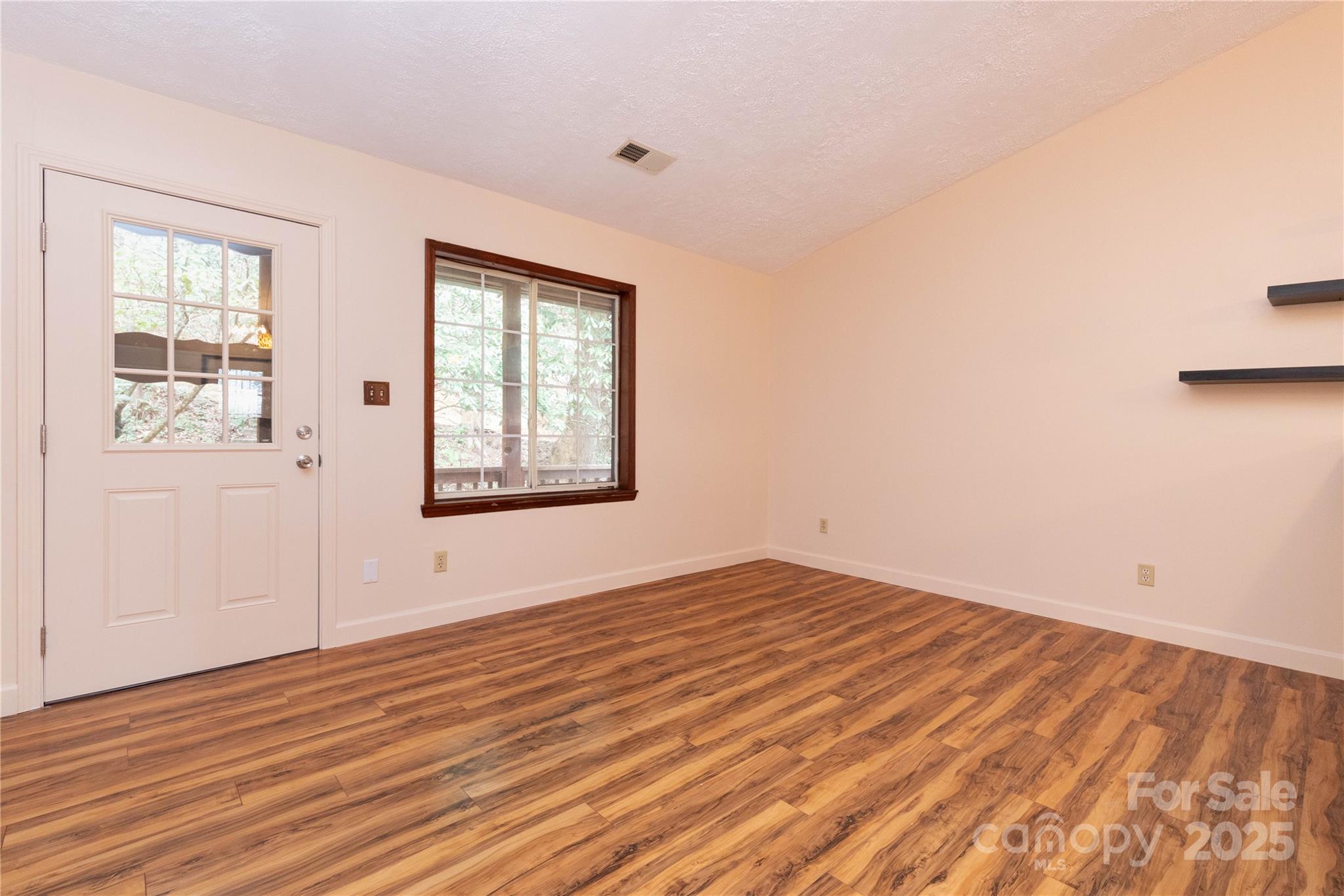 63 Wabash Drive Sylva, NC 28779 - Photo 4 of 27