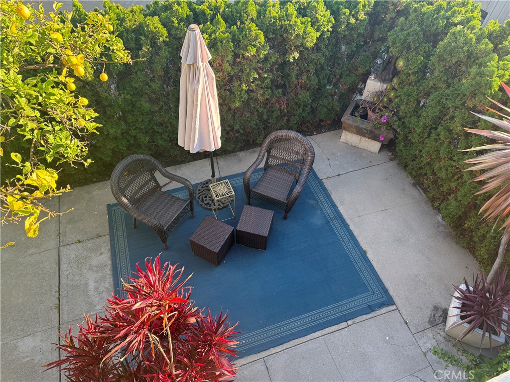 728 West 11th Street San Pedro, CA 90731 - Photo 7 of 13 a view of a chairs in patio
