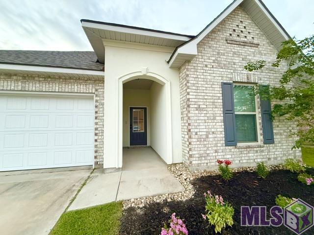 822 Palmetto Point Drive Baton Rouge, LA 70820 - Photo 2 of 24