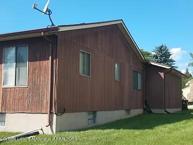 4403-4405 Gull Road Lansing, MI 48917 - Photo 5 of 14 Gull-outside