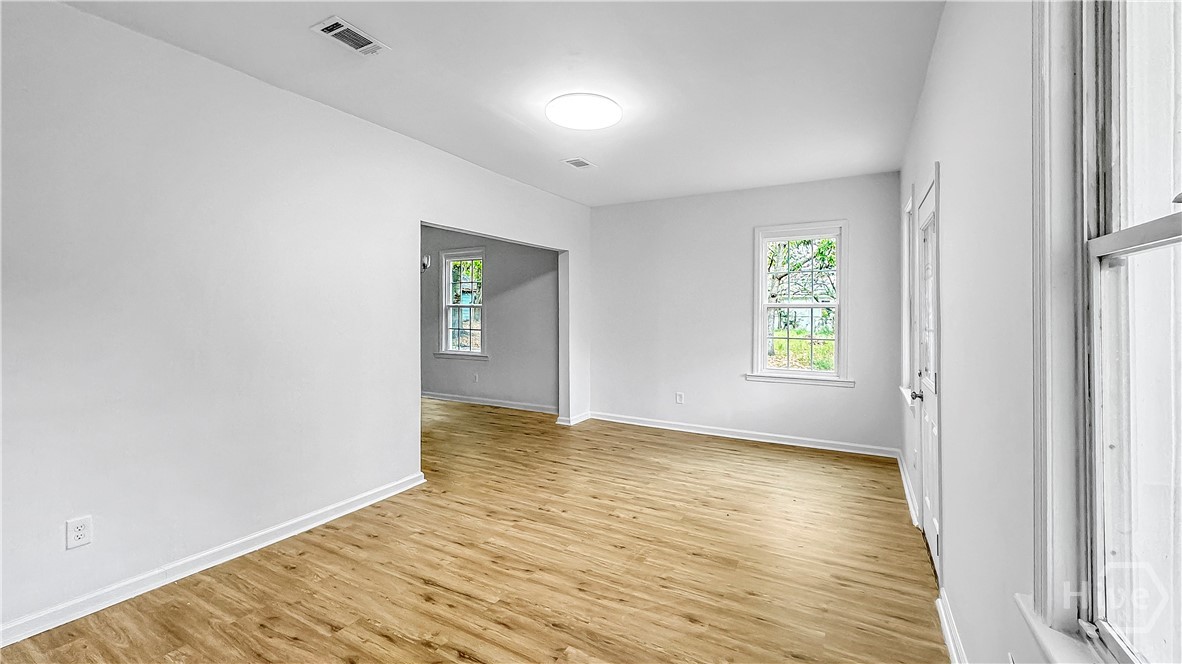 1701 Grove Street Savannah, GA 31401 - Photo 3 of 23