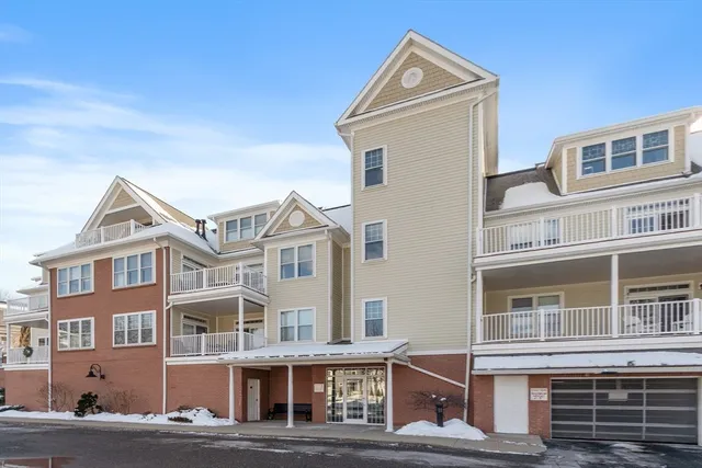 $725,000 | 95 Conant Street, Unit 320, Concord, MA 01742