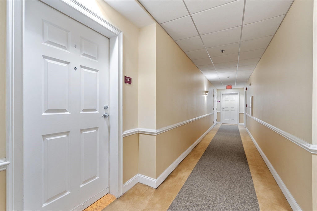 95 Conant Street, Unit 320 Concord, MA 01742 - Photo 28 of 31