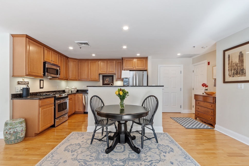 95 Conant Street, Unit 320 Concord, MA 01742 - Photo 5 of 31