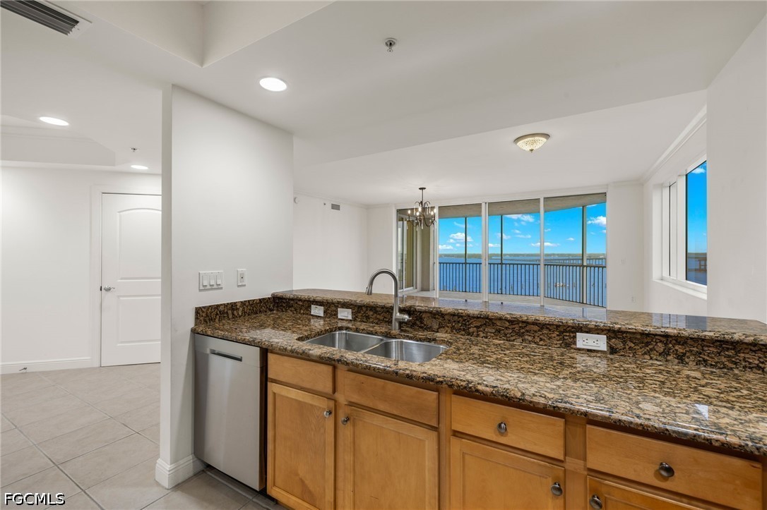 2090 West First Street, Unit 810 Fort Myers, FL 33901 - Photo 12 of 39