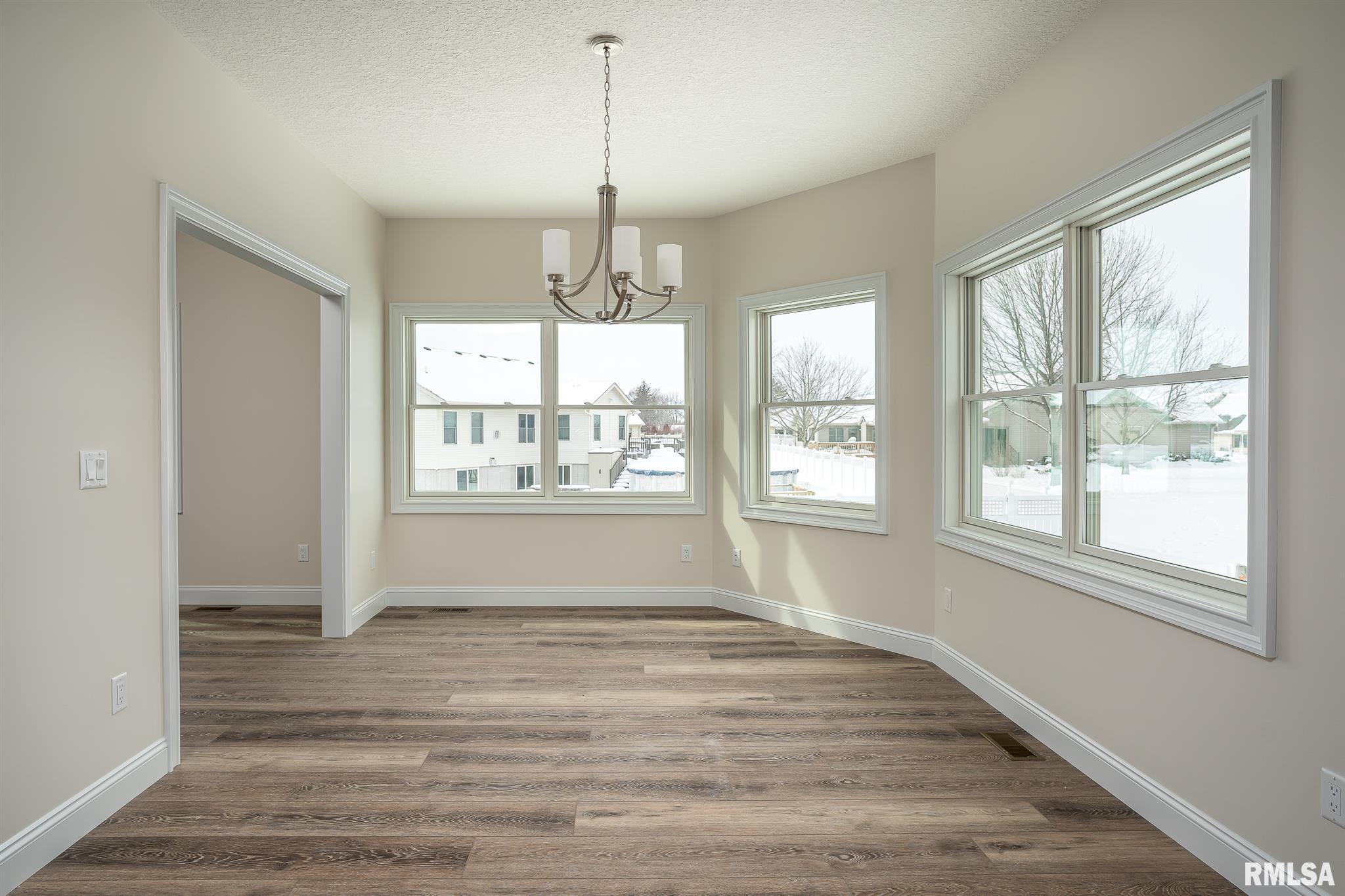 516 Kevin Road Blue Grass, IA 52726 - Photo 8 of 24 Gallery Image 8