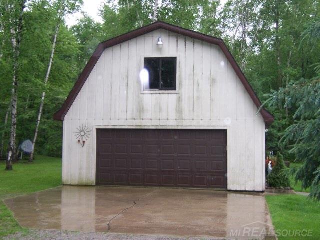 5916 Mills Road Deckerville, MI 48427 - Photo 3 of 6