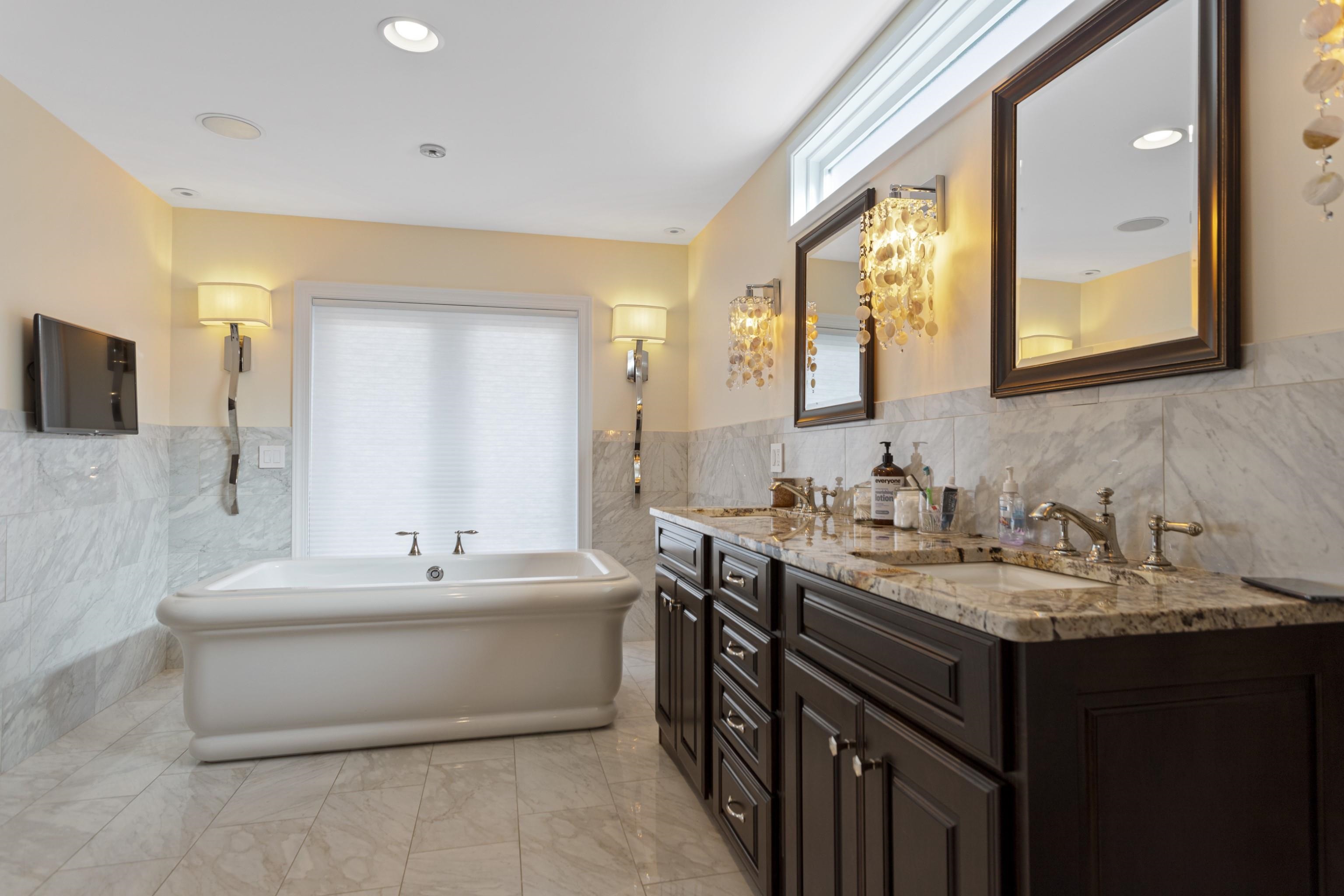 126 Ocean Boulevard Seabrook, NH 03874 - Photo 18 of 57