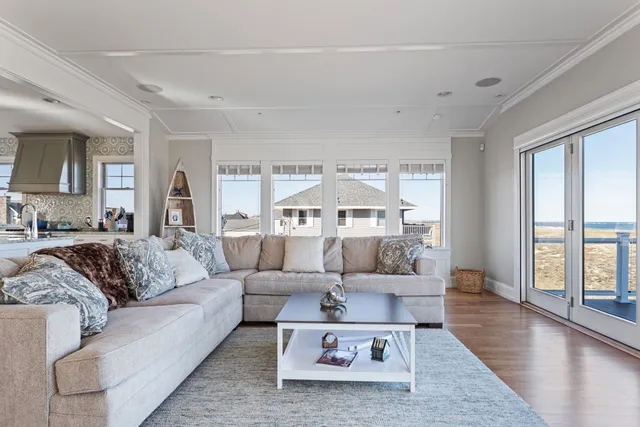 $5,990,000 | 126 Ocean Boulevard, Seabrook, NH 03874