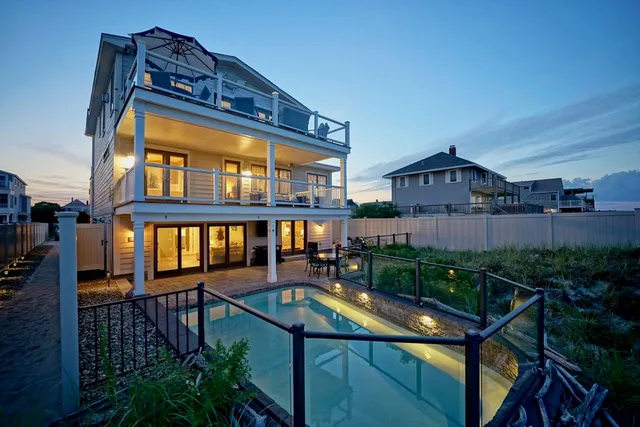 $5,990,000 | 126 Ocean Boulevard, Seabrook, NH 03874