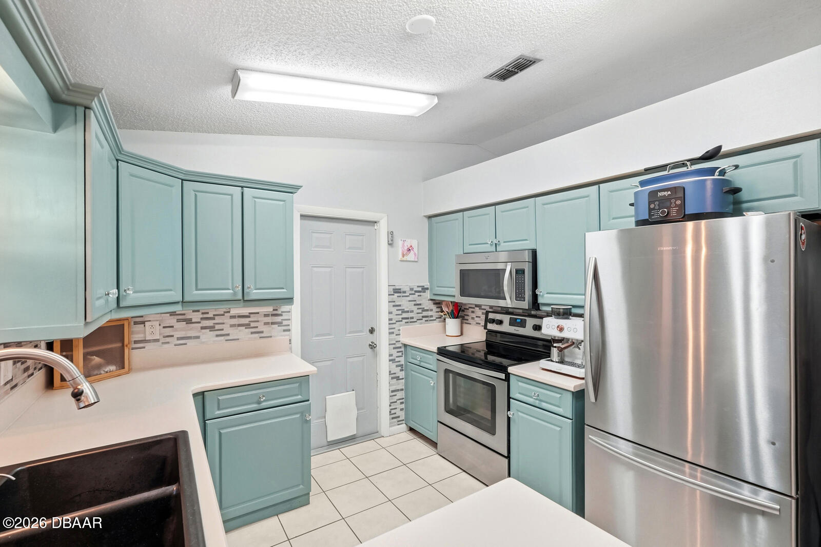 1 Ricker Place Palm Coast, FL 32164 - Photo 13 of 48 18_dsc03044
