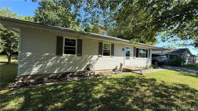 $214,900 | 540 Colony Drive, Salem, IN 47167