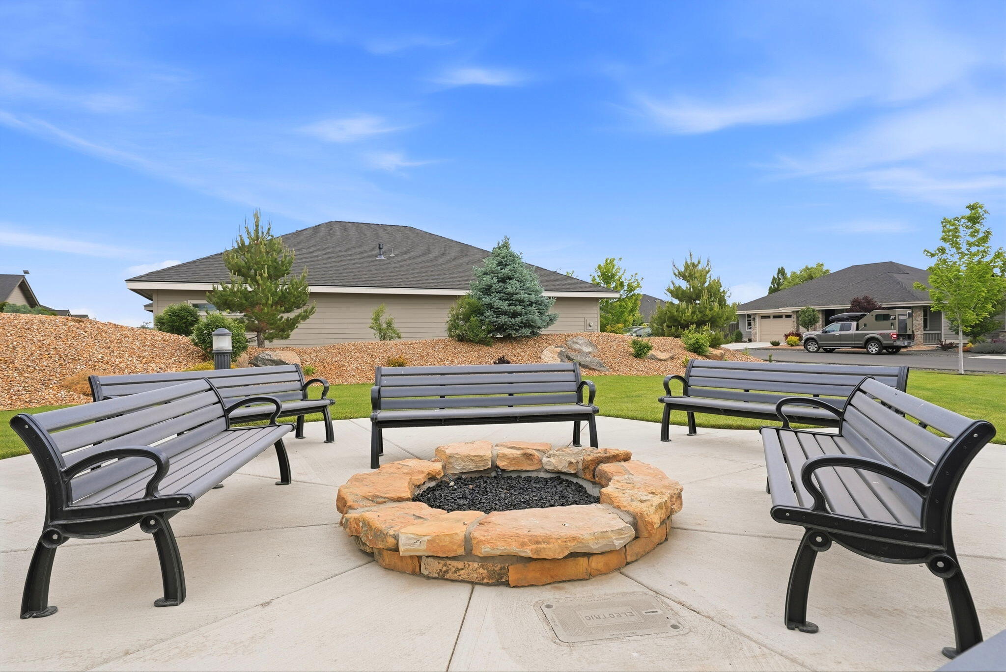 2714 Northwest 23rd Street Redmond, OR 97756 - Photo 54 of 57