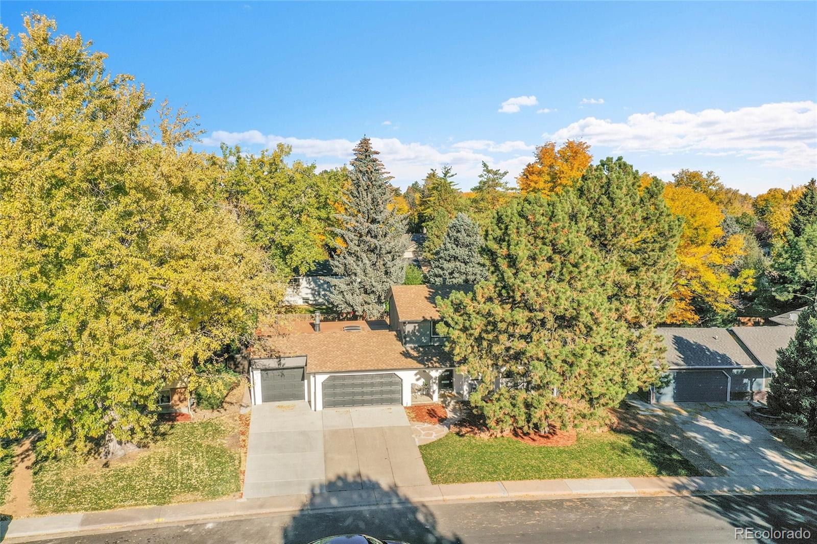 3261 South Oneida Way Denver, CO 80224 - Photo 38 of 43 a view of a yard