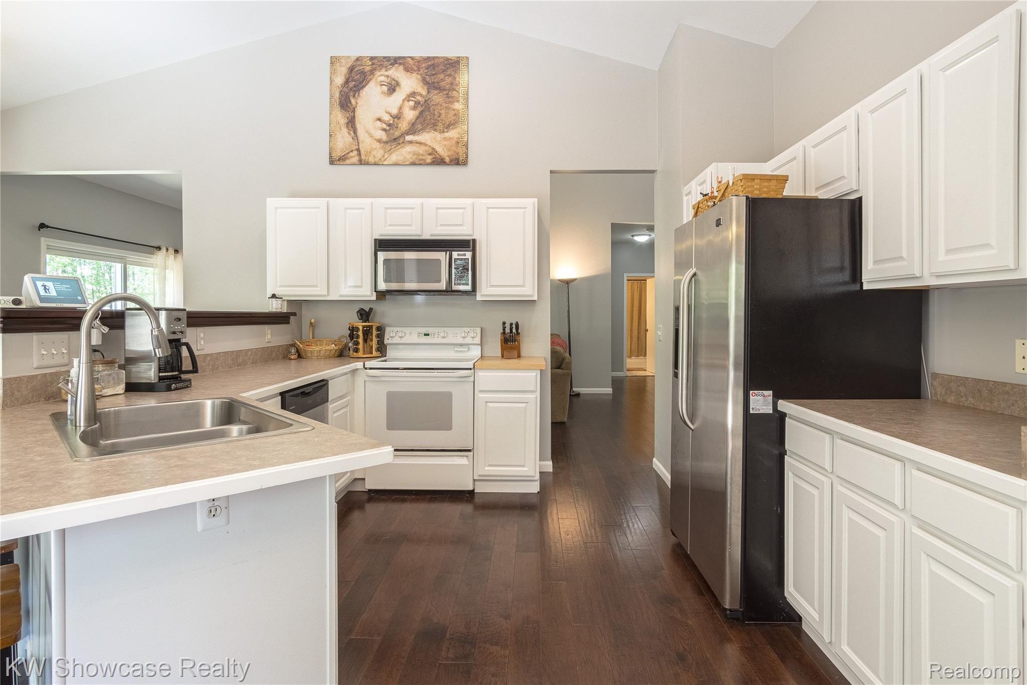 11041 Hensell Road Holly, MI 48442 - Photo 37 of 62 Interiors (7 of 32).jpg