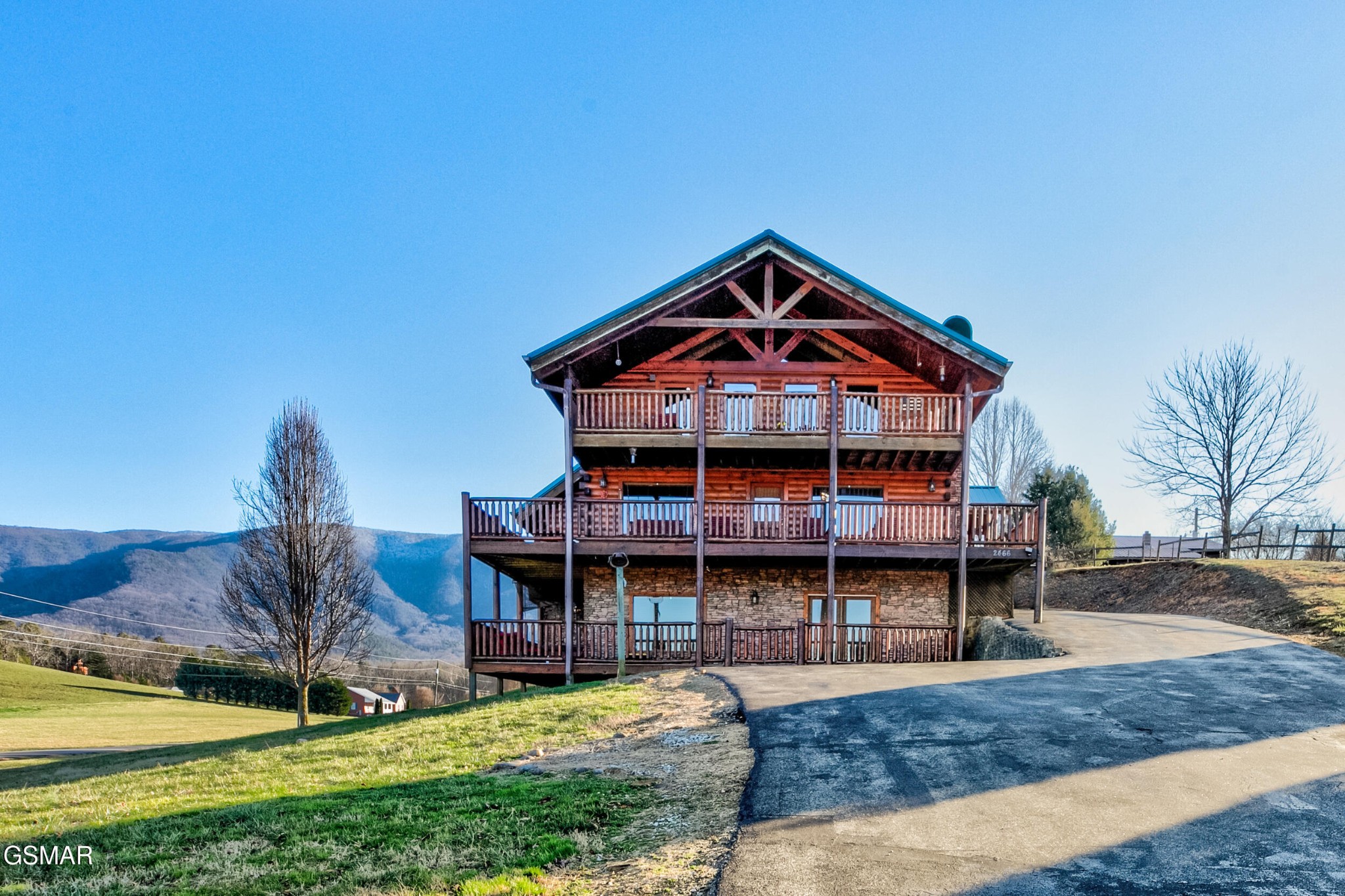 2466 Bryan Road Sevierville, TN 37862 - Photo 1 of 30 Gallery Image 1