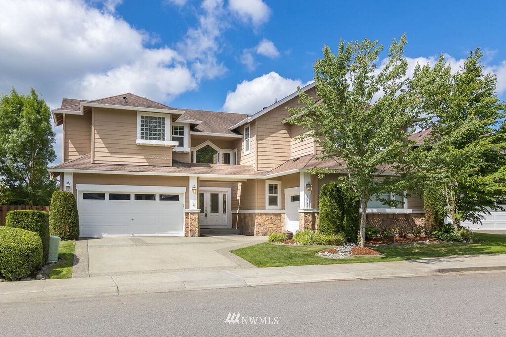 27721 Maple Ridge Way Southeast Maple Valley, WA 98038 - Photo 1 of 25