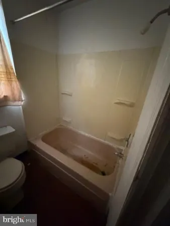 $69,900 | 13 Florence Avenue, Darby, PA 19023