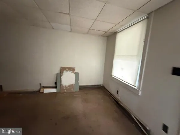 $69,900 | 13 Florence Avenue, Darby, PA 19023