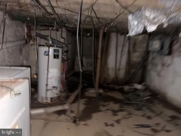 $69,900 | 13 Florence Avenue, Darby, PA 19023