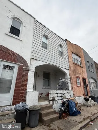 $69,900 | 13 Florence Avenue, Darby, PA 19023