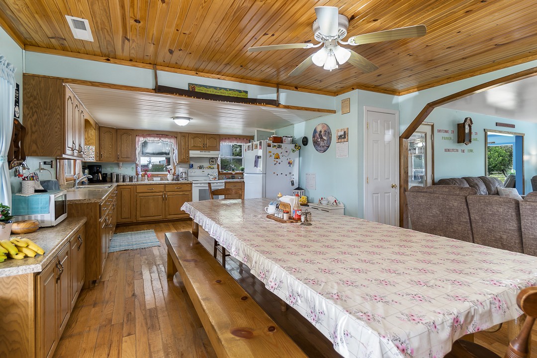 1482 East Bethlehem Road Doyle, TN 38559 - Photo 2 of 44 Gallery Image 2