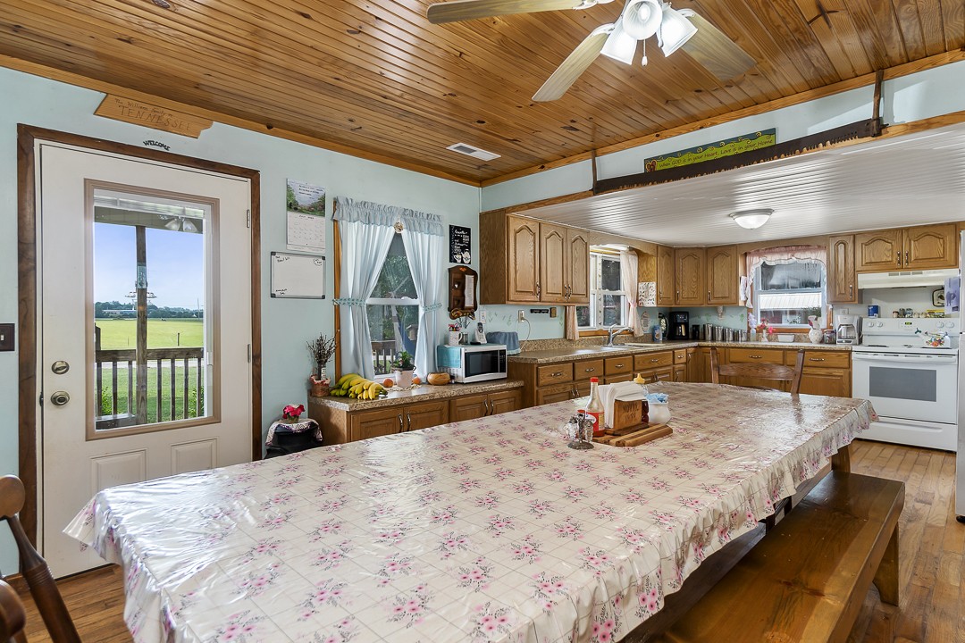1482 East Bethlehem Road Doyle, TN 38559 - Photo 3 of 44 Gallery Image 3
