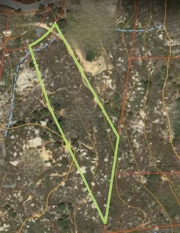 a picture of water view