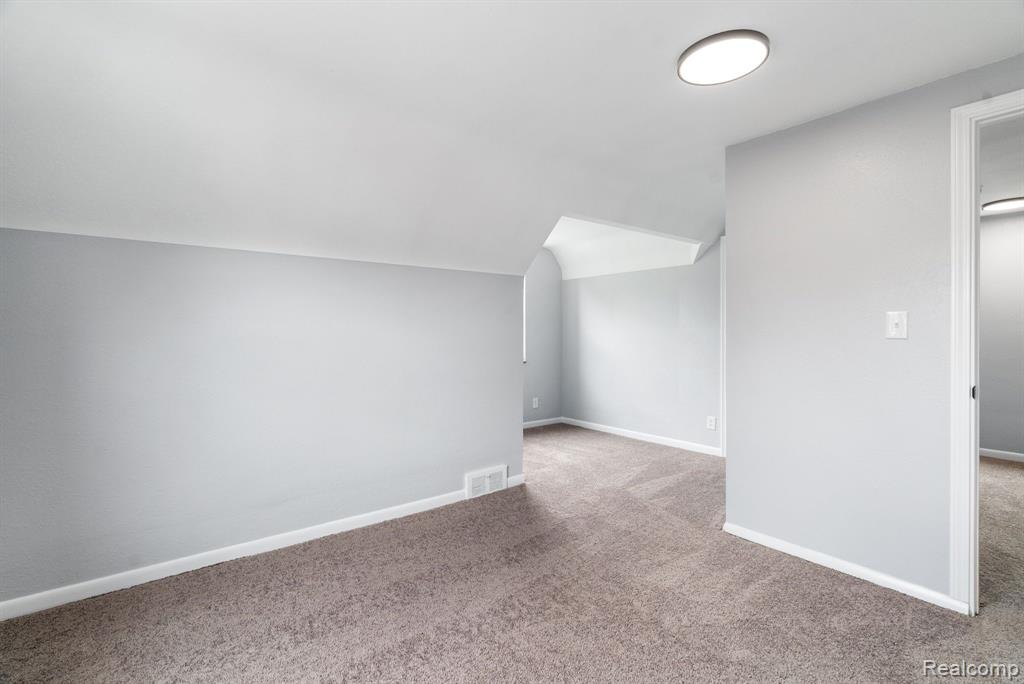 10707 Balfour Road Detroit, MI 48224 - Photo 25 of 36
