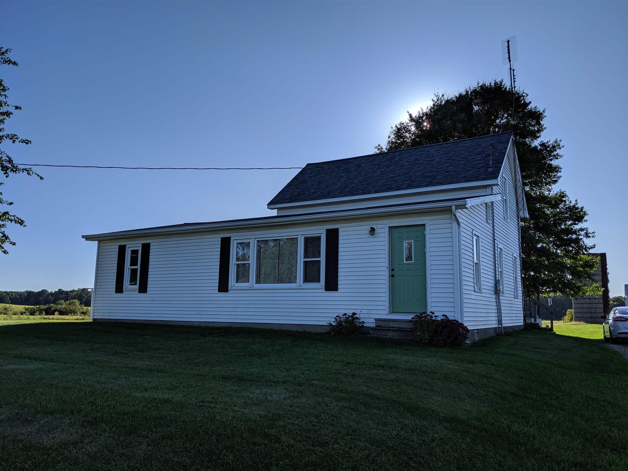 4985 South Packerton Road Warsaw, IN 46580 - Photo 1 of 35 Gallery Image 1