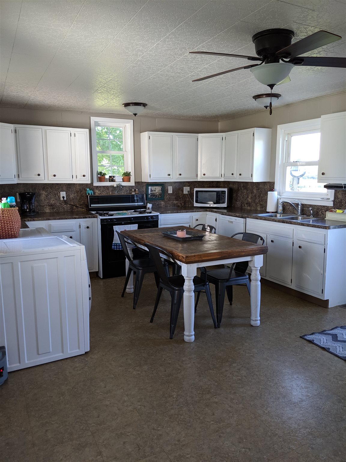 4985 South Packerton Road Warsaw, IN 46580 - Photo 5 of 35 Gallery Image 5
