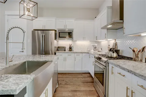 $3,500 | 4511 Maxie Street, Houston, TX 77007