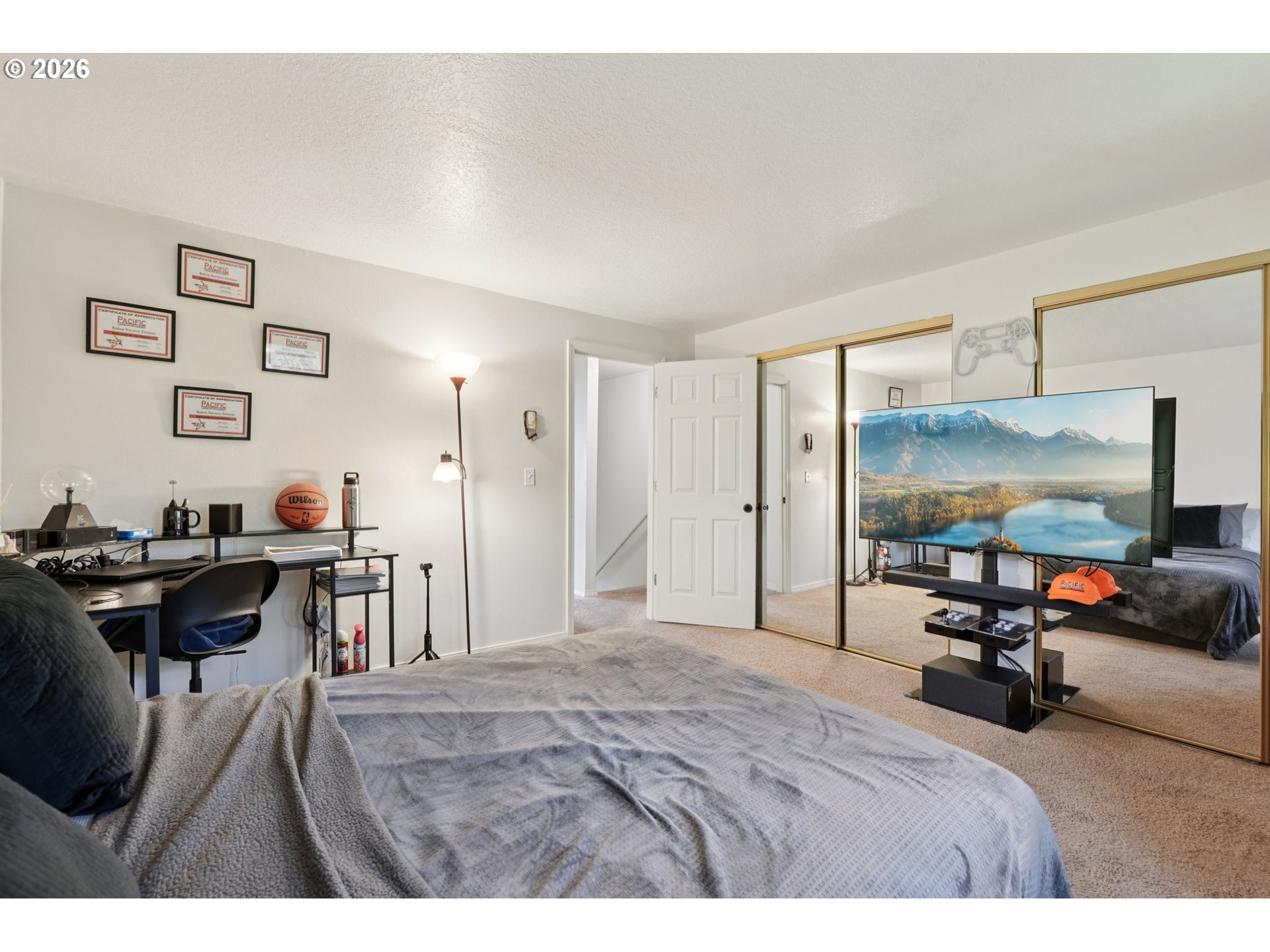29480 Southwest Volley Street Wilsonville, OR 97070 - Photo 19 of 29 a bedroom with furniture and a large window