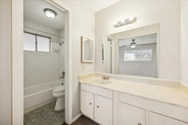 $1,598 | 7323 Wovenwood Lane, Houston, TX 77041