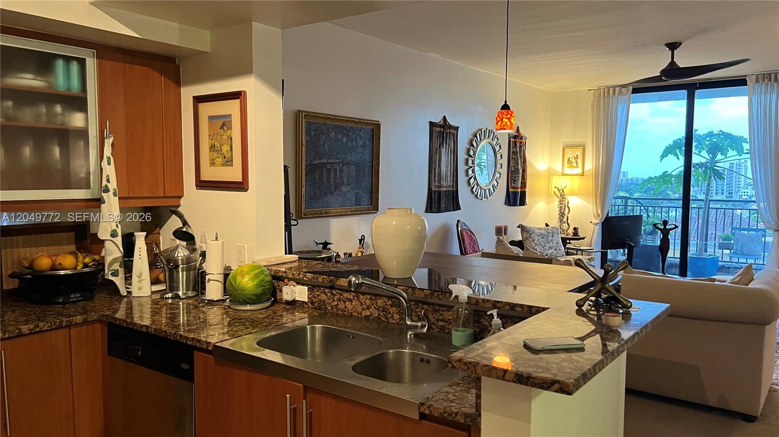 888 Douglas Road, Unit 806 Coral Gables, FL 33134 - Photo 2 of 9