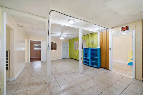 $1,500 | 5639 Overdale Street, Houston, TX 77033