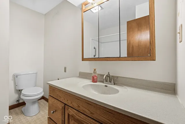 $399,999 | 5829 East 200 South, Greenfield, IN 46140