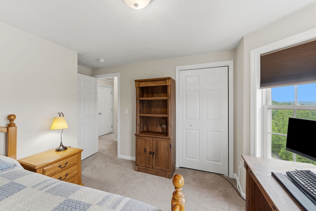 34 Bittersweet Boulevard Worcester, MA 01607 - Photo 22 of 40