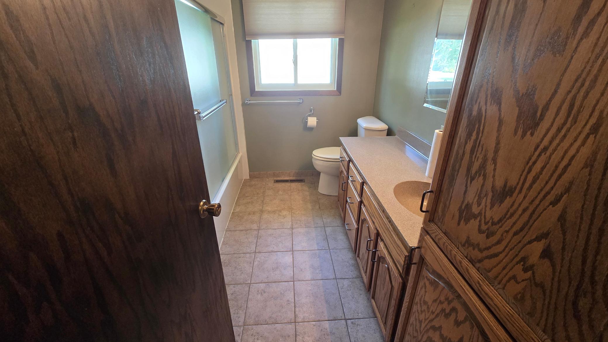 1909 9th Street Southwest Austin, MN 55912 - Photo 24 of 43 Gallery Image 24