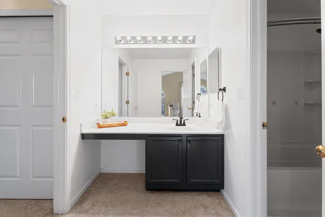 $312,500 | 206 Sierra Pass Drive, Unit 3, Streamwood, IL 60107