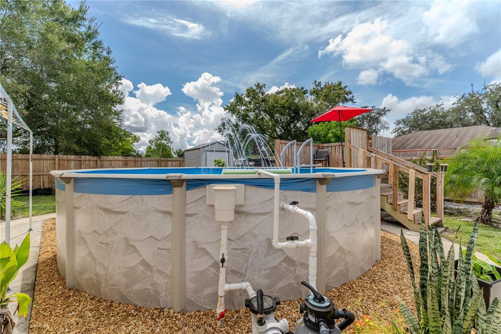 147 Hayes Street Lake Wales, FL 33859 - Photo 25 of 31 a view of fountain in the backyard