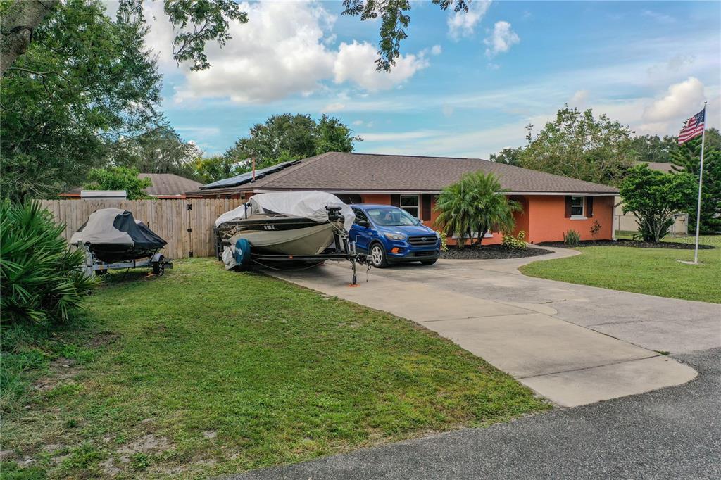 147 Hayes Street Lake Wales, FL 33859 - Photo 28 of 31 a view of a patio in backyard